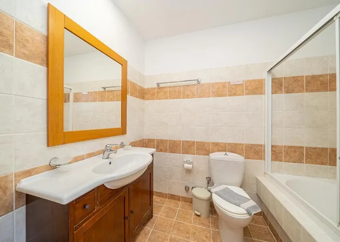 Artemis By Select 凯法利尼亚