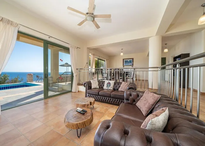 Willa Artemis By Select *